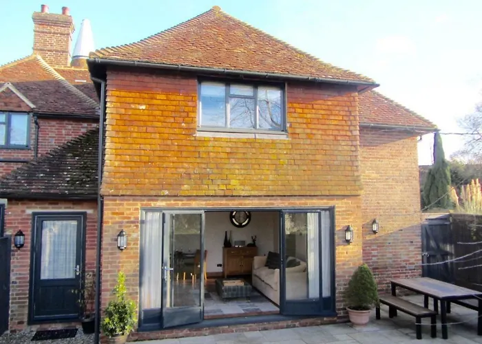 Hesmonds Oast Lodge